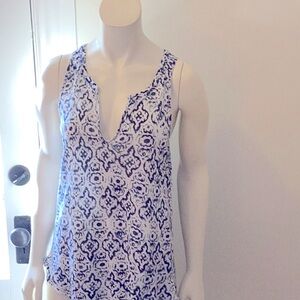 Athleta breezy tank.